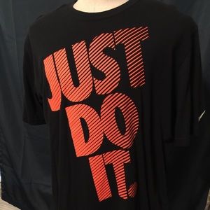 Men’s Nike Black XL “Just Do It” T-Shirt